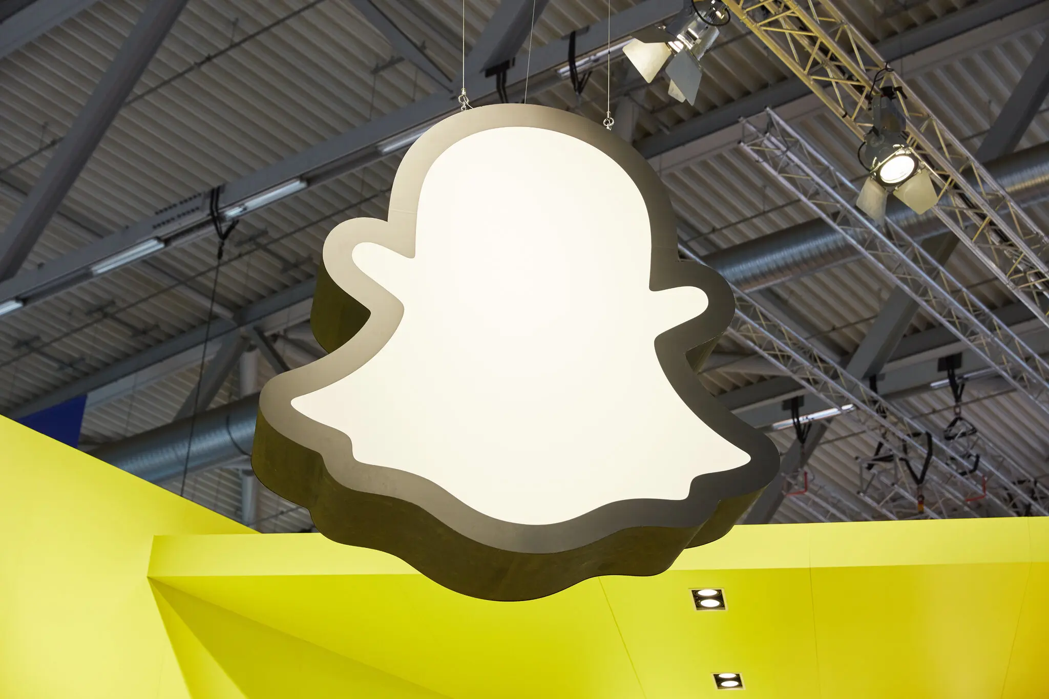 Snapchat Introduces Its First Parental Controls Creating Future Us Snapchat introduces its first parental controls creating future us